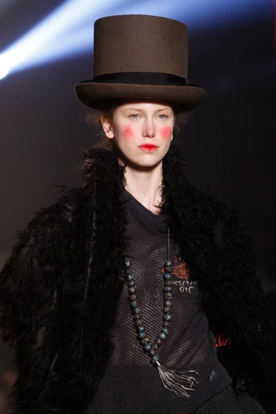 Look 20